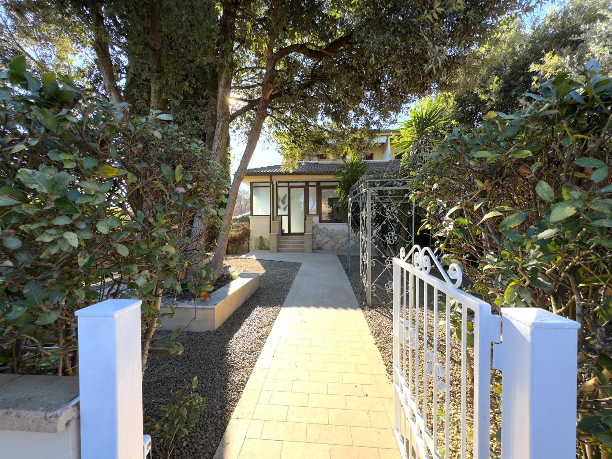 Residence Il Boschetto - Villa Con Piscina Гросето Екстериор снимка